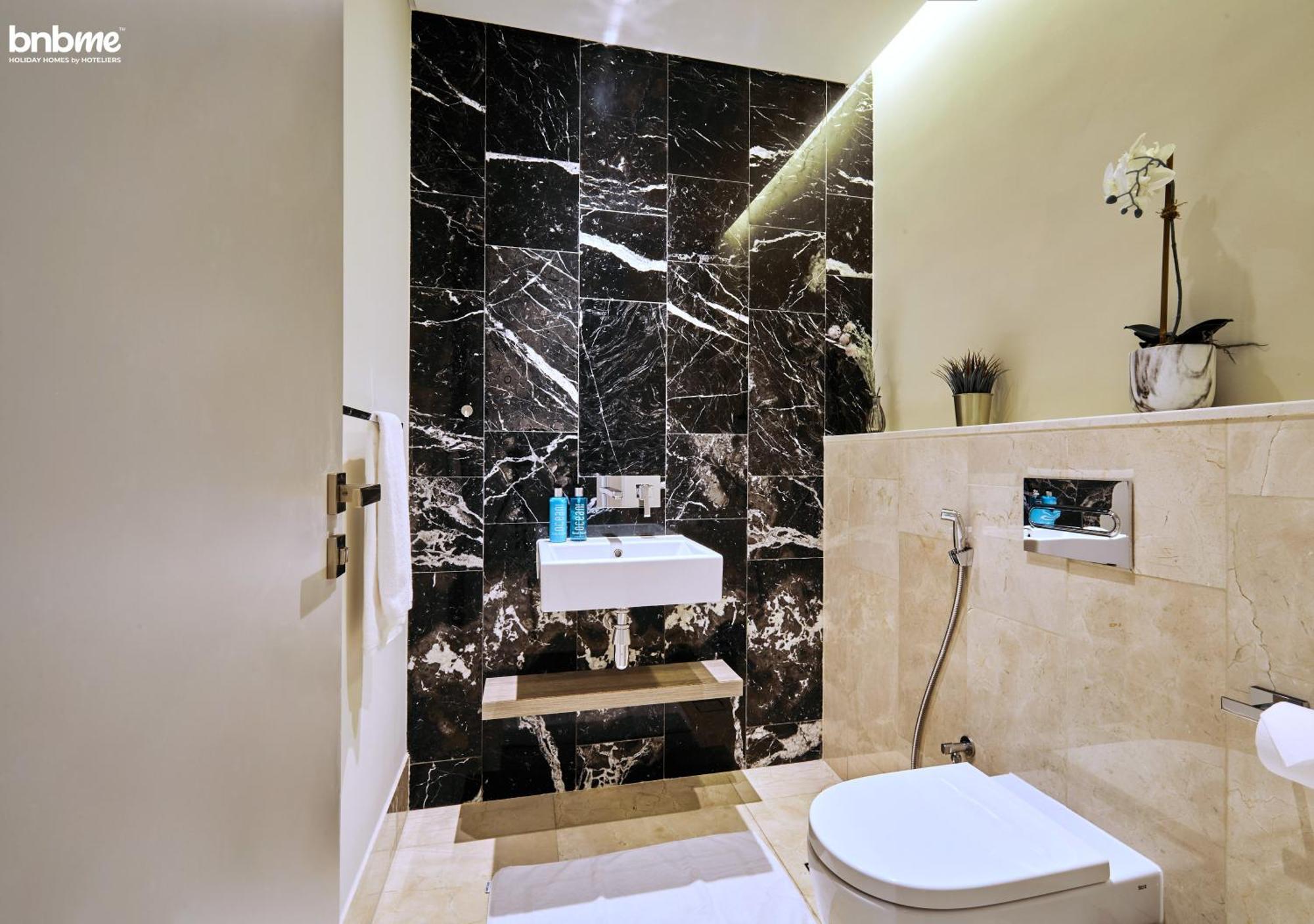 Bnbme - Th8 Palm Hotel Dubaï Extérieur photo