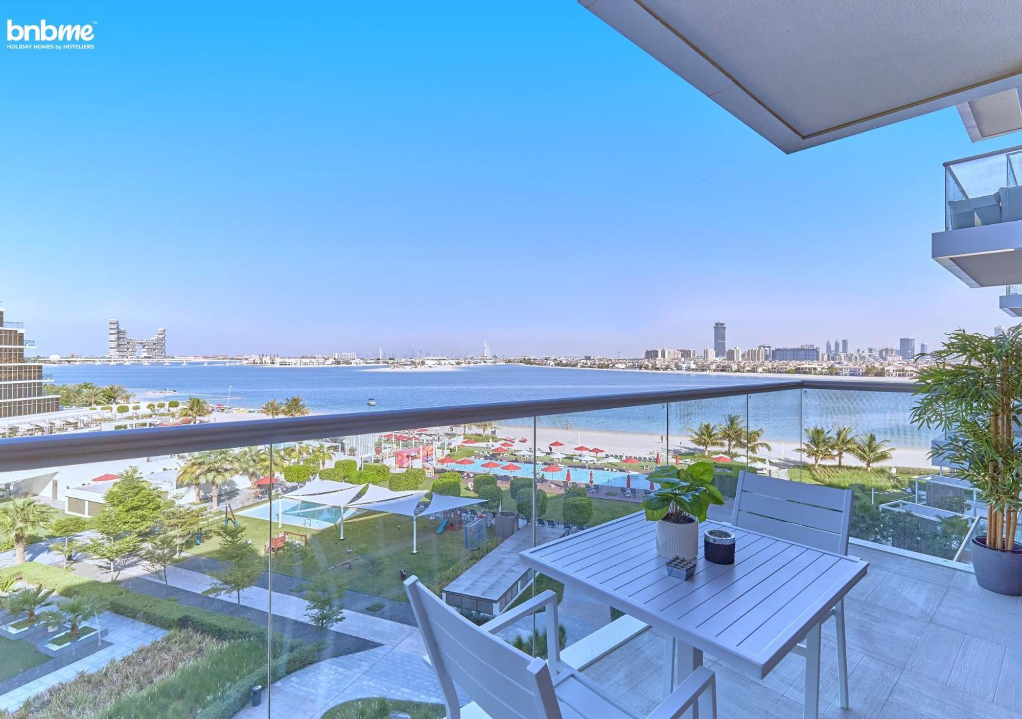 Bnbme - Th8 Palm Hotel Dubaï Extérieur photo